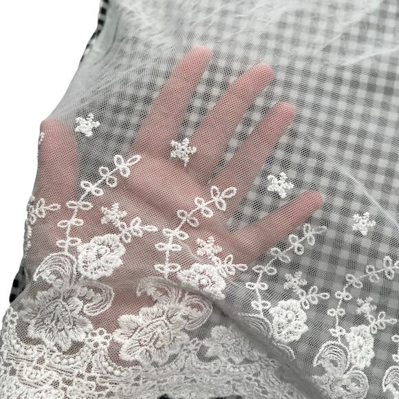 CJ Banks Tank Top Womens 1X Black White Gingham Mesh Embroidered Lace Overlay - Picture 7 of 16